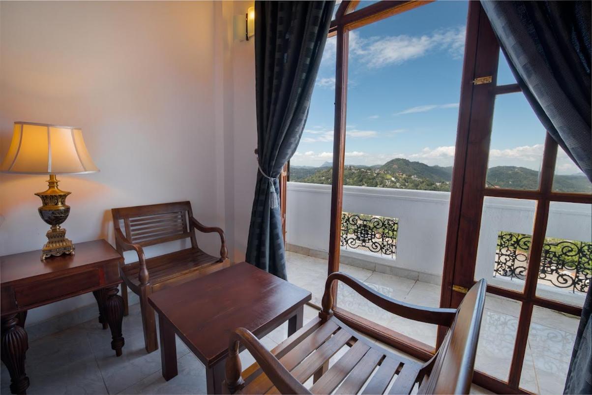 Ceylon Breeze Hotel Kandy Eksteriør billede
