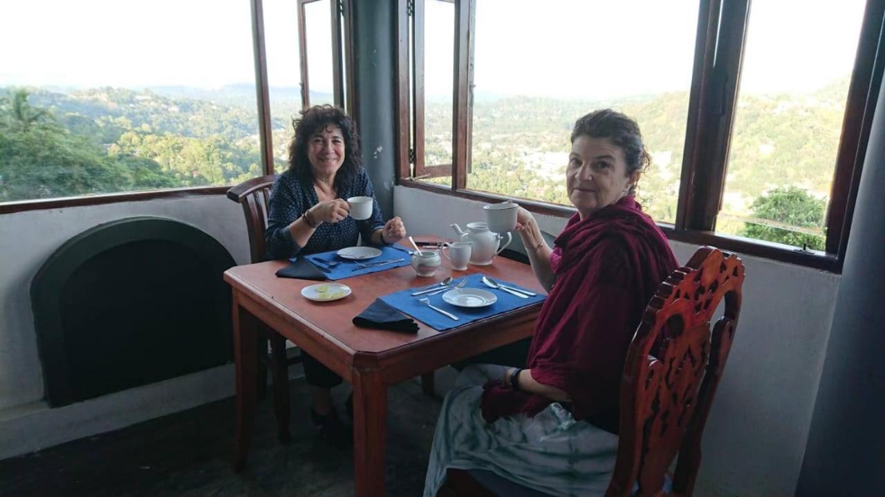 Ceylon Breeze Hotel Kandy Eksteriør billede