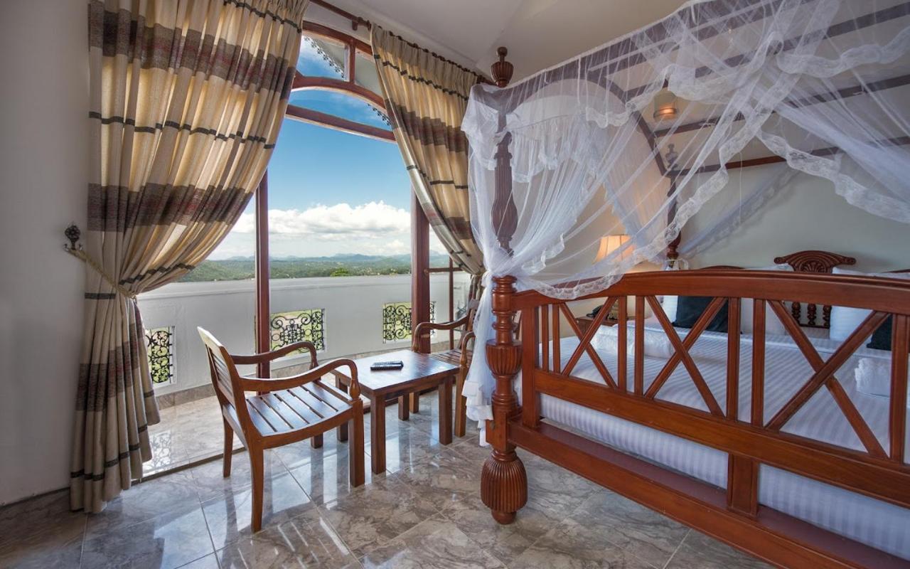 Ceylon Breeze Hotel Kandy Eksteriør billede