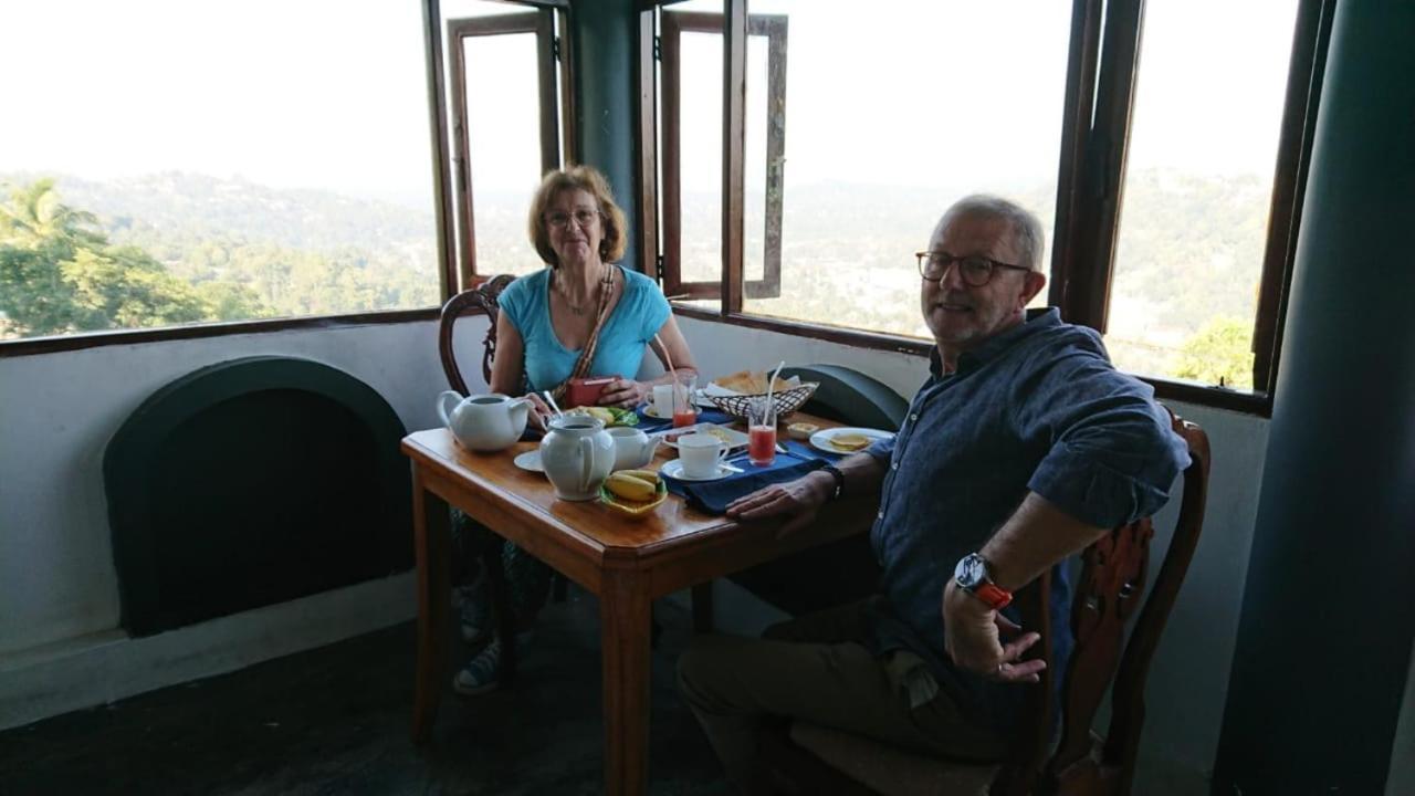 Ceylon Breeze Hotel Kandy Eksteriør billede