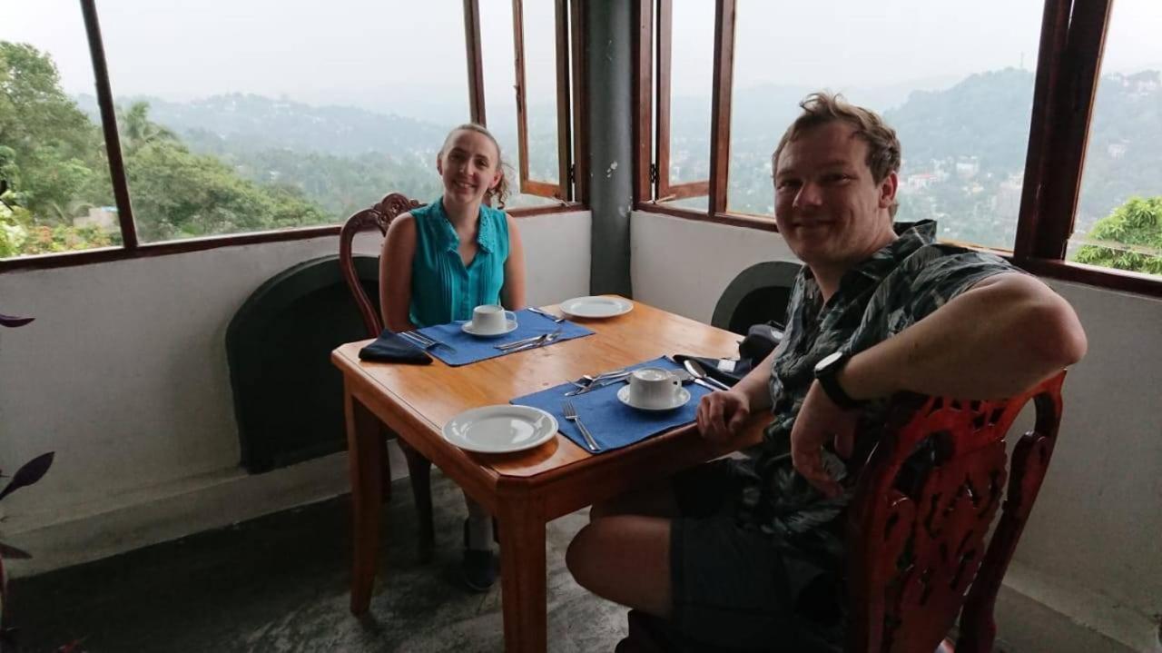 Ceylon Breeze Hotel Kandy Eksteriør billede