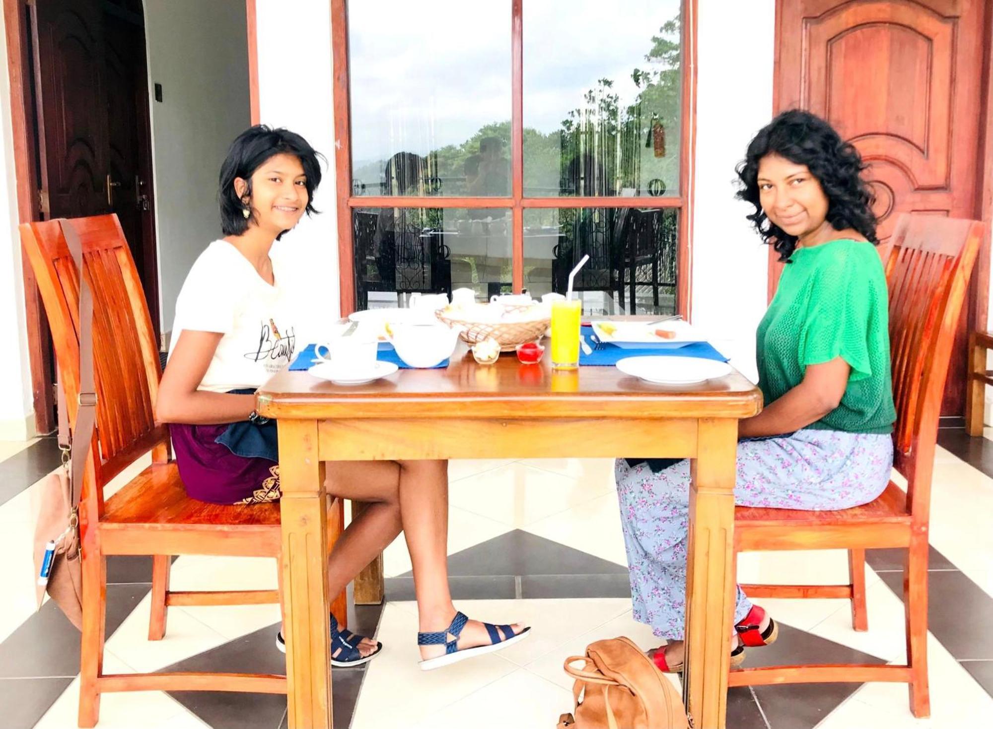 Ceylon Breeze Hotel Kandy Eksteriør billede